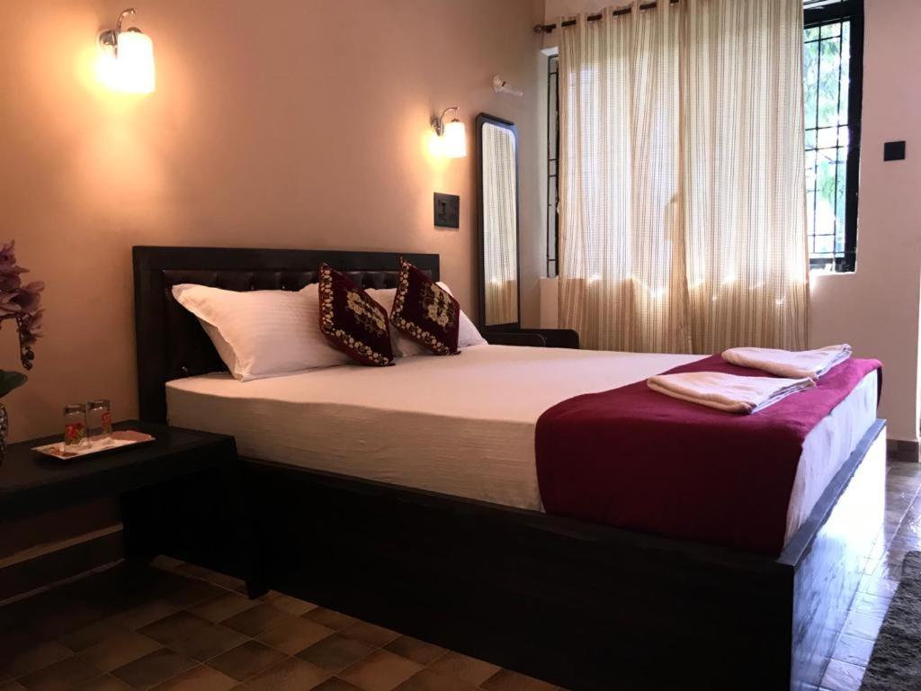 Carolina Guesthouse コルバ エクステリア 写真