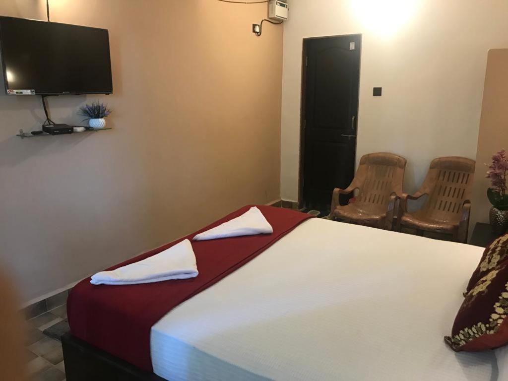 Carolina Guesthouse コルバ エクステリア 写真